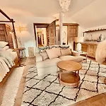 Aparthotel Sein Boutique - Adults Only