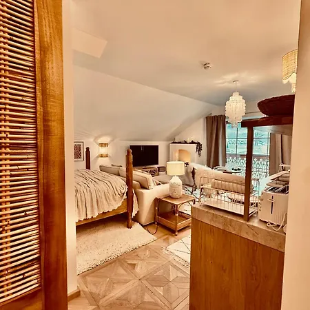 Sein Boutique - Adults Only