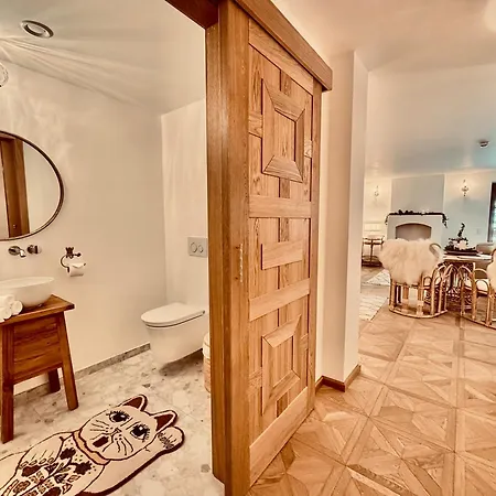 Lägenhetshotell Sein Boutique - Adults Only Gosau