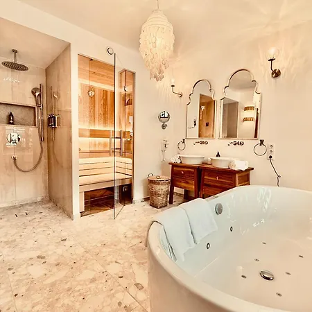 Lägenhetshotell Sein Boutique - Adults Only Gosau